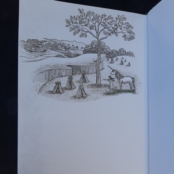 3D Unicorns The Journal 2000 Running Press - Picture 7 of 9